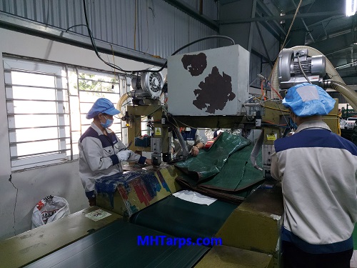 poly tarp reinforced by heat welding and PP rope